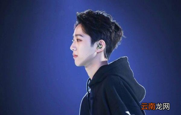 搭讪对方说害羞不给微信怎么办 跟女生搭讪说什么