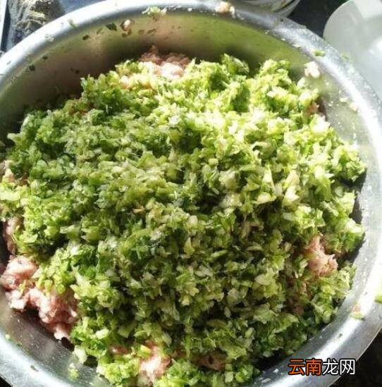 芹菜肉馅怎么调好吃