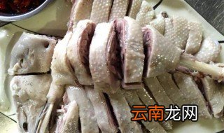 白切鸭要冷水下锅还是热水下锅 白切鸭冷水下锅煮多久