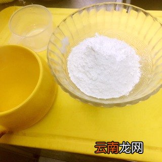 家常葱油饼的做法