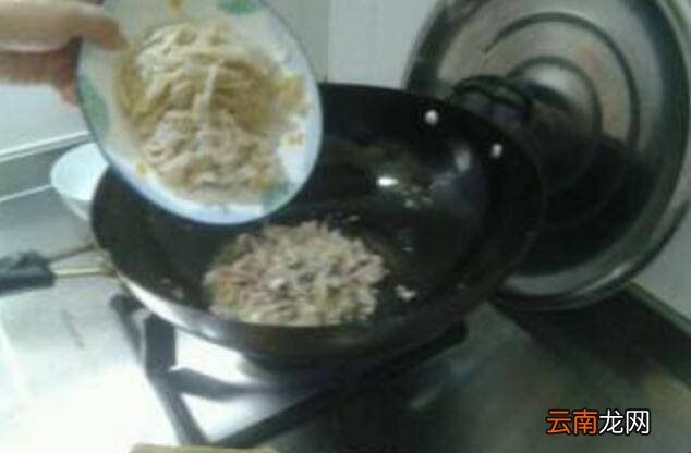 泡菜粉条炒肉末的做法