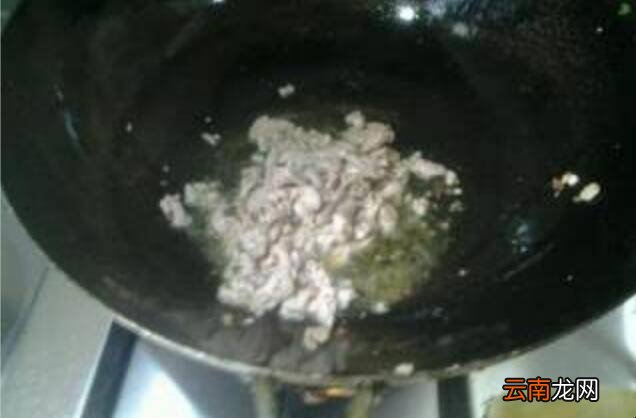 泡菜粉条炒肉末的做法