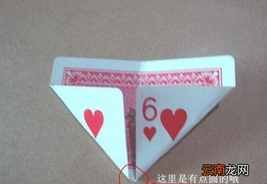 扑克牌怎样叠小花瓶