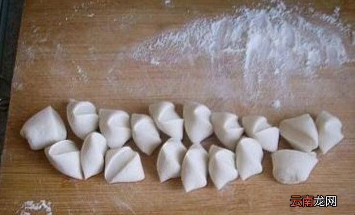 和饺子皮的方法是什么