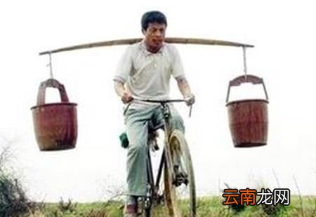 扁担长什么样