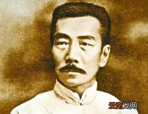 当年鲁迅和梁实秋论战的实质是什么