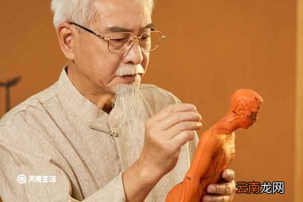 按摩印堂的功效与作用按摩印堂的禁忌人群