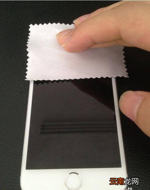iPhone6苹果手机怎样贴钢化膜