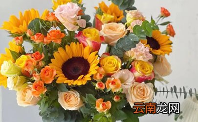 网上买的鲜花先去叶子还是先醒花