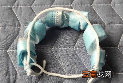 小学生自制闺蜜手链,怎么用口罩做闺蜜手环