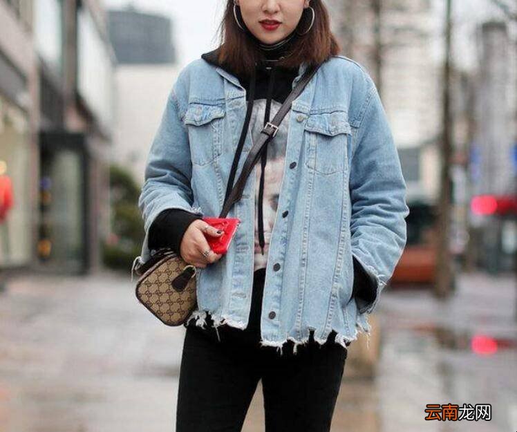 卫衣搭配有什么技巧