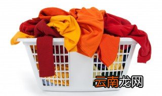 大衣太长了怎么挂起来 大衣挂起来比较好