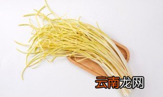 韭菜放冰箱里能放多久 韭黄可以放冰箱里保存吗