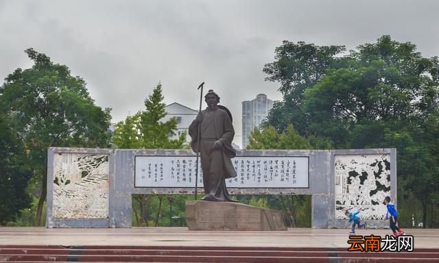 陆游的《示儿》诗为什么那么感动人呢