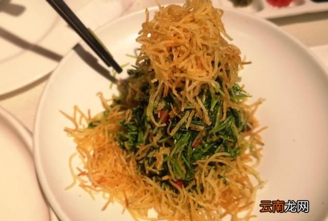 第一次吃北京烤鸭是一种什么样的体验呢