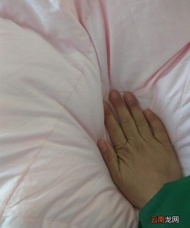 什么被子冬天盖上又轻又保暖 什么材质的被子保暖效果最好