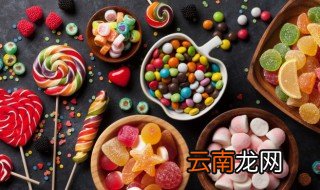 棒棒糖上为什么会有一个小孔 棒棒糖上有一个小孔的原因
