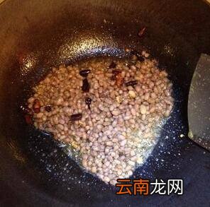 酸菜豆米怎么炒