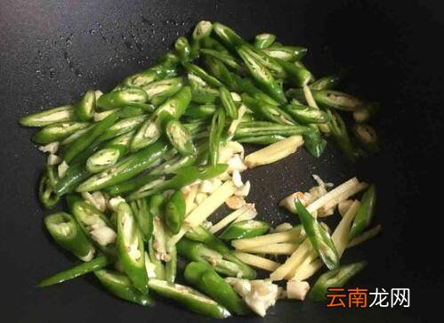 熟的牛蹄筋怎么炒好吃