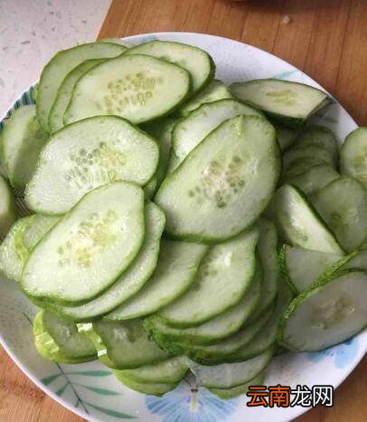 素黄瓜怎么炒好吃