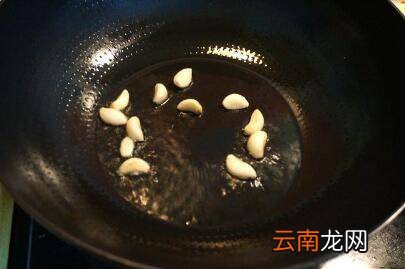 素炒芹菜怎么炒好吃