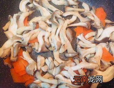 素炒蘑菇怎么炒好吃