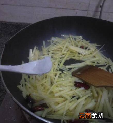 土豆丝怎么炒软