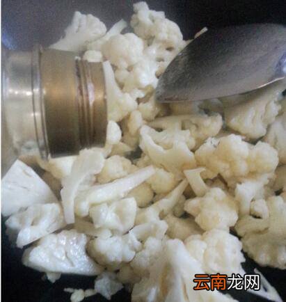 素炒花菜怎么炒好吃