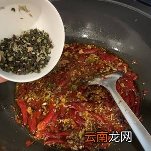 四川火锅料怎么炒