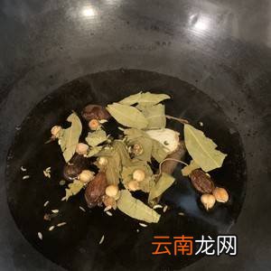 四川火锅料怎么炒