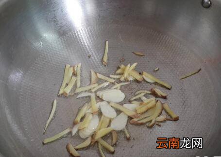 双椒怎么炒
