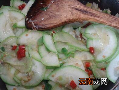 肉炒西葫芦怎么做好吃
