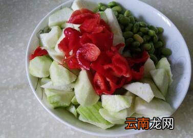丝瓜炒毛豆怎么炒