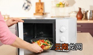 塑料袋可以放在微波炉里加热吗