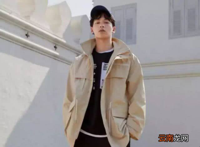 30岁的男生上身比较胖春天适合穿什么外套