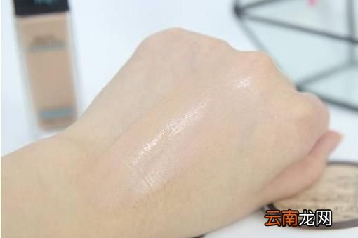 美宝莲什么气垫好用 美宝莲什么东西好用