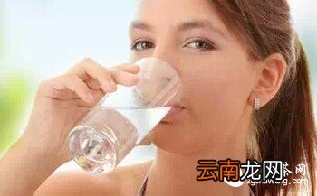 喝水的最佳时间：多喝不如会喝