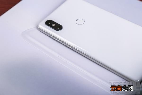 小米mix2s和小米mix2哪个好？小米mix2s和mix2对比分析