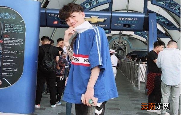 女朋友粘人好还是不好 粘人的女孩是什么心理