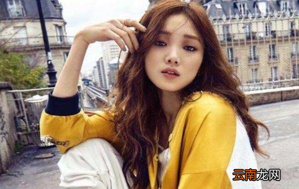 怎么看出一个女生喜欢你 女生暗恋你最准的表现
