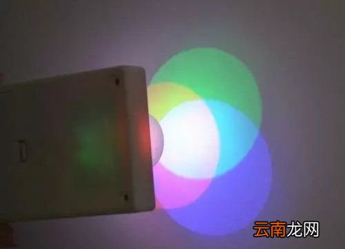 黑白灰属于什么色系