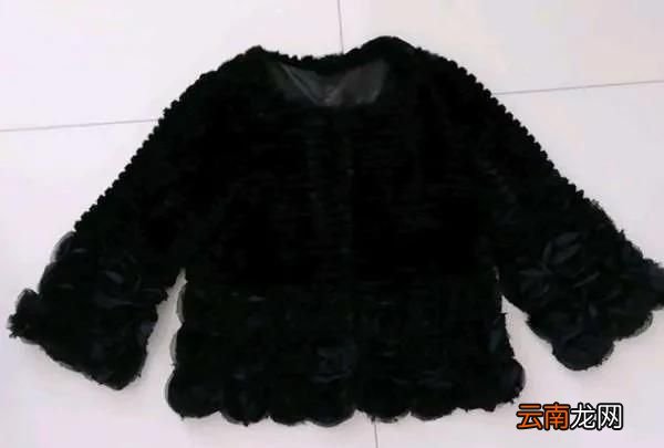 水獭绒的衣服能洗吗?怎么洗的,鹿皮绒衣服用水如何清洗
