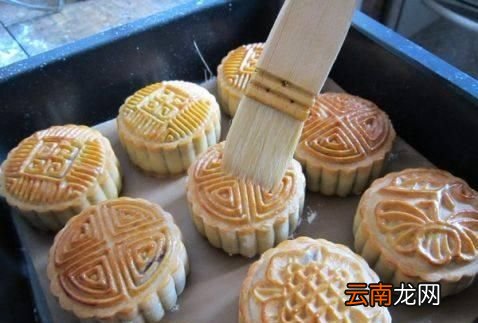 广式月饼需要烤吗,广式月饼烤多长时间