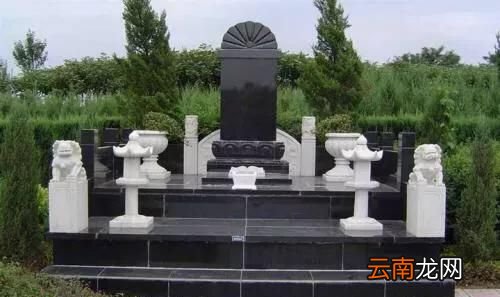 白事先考和显考有什么区别 农村白事先考和显考有什么区别