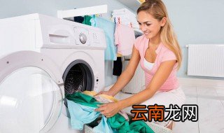 第一次牛仔裤怎么洗不掉色 牛仔裤如何洗不掉色