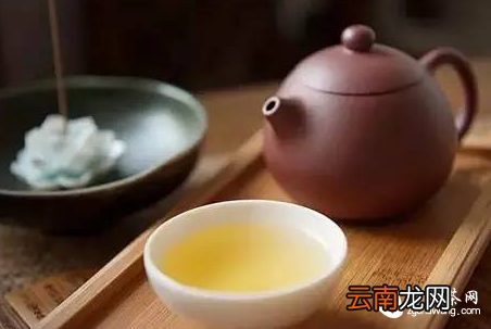 古时茶树滴水可解毒,今日品茶修身可益寿
