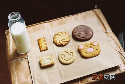 3 湿疹是怎么引起的