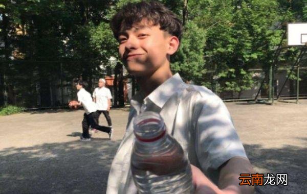 男人吃醋的表现有哪些 男人吃醋说明什么