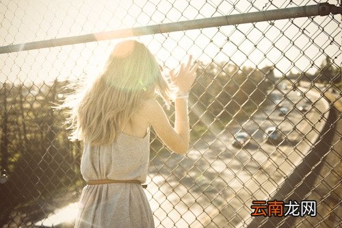 新生婴儿该怎么带