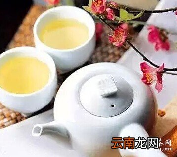 茶与智慧，茶与欲望。茶中智慧,茶人自知!